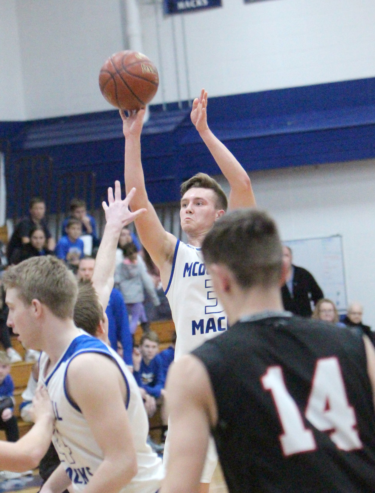 Alma Center Lincoln at McDonell boys basketball 1-18-20